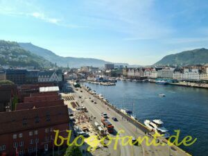 Aussicht auf die Innenstadt und den Hafen von Bergen